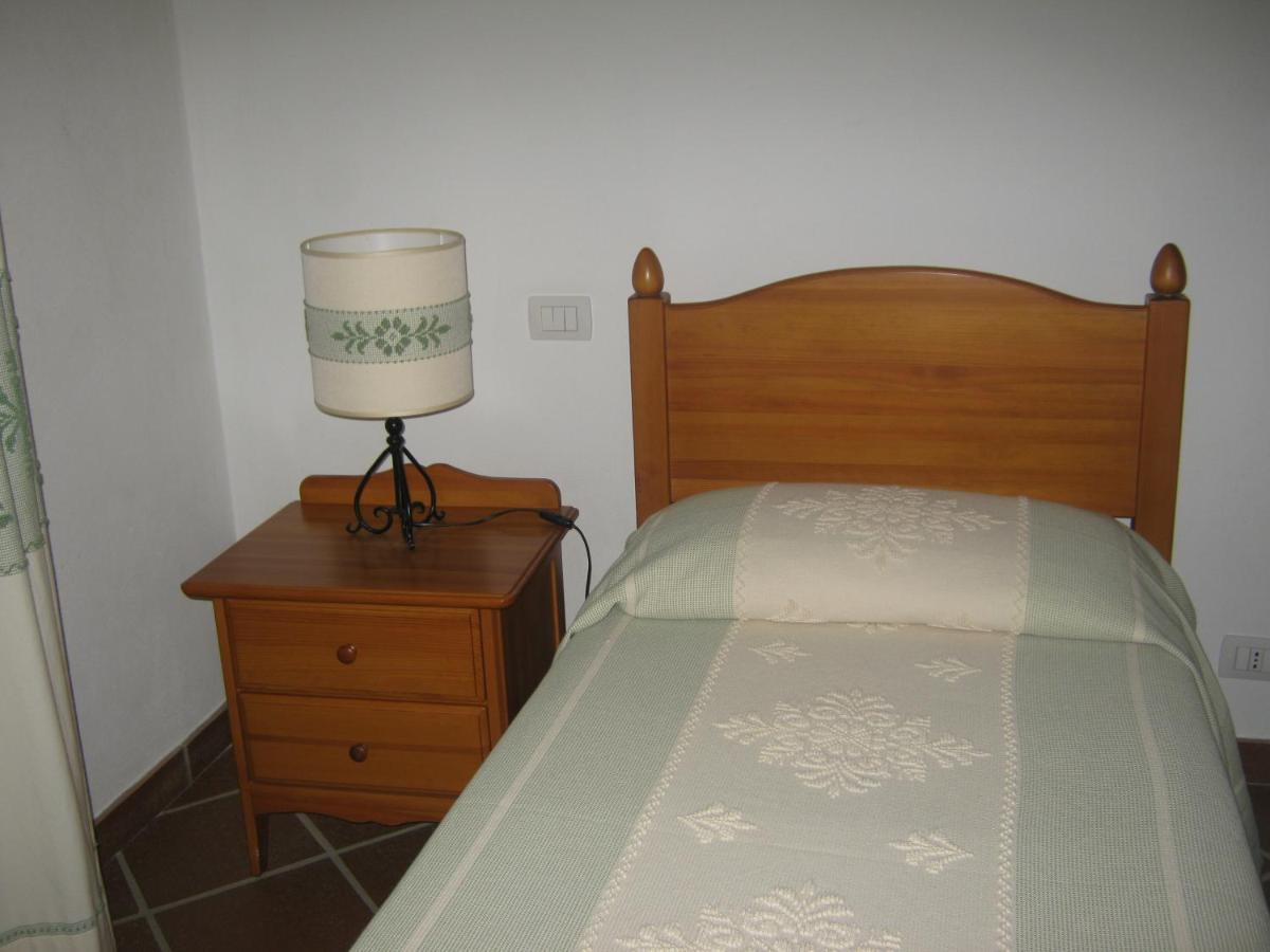 Hotel Su Nuraxi Баруміні Номер фото